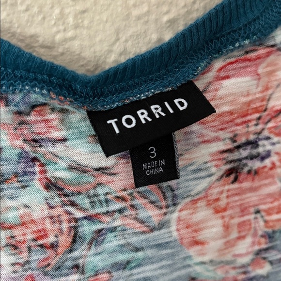 Torrid Scoop Neck Tiered Raglan Top Floral Blue Plus Size 3X - Picture 4 of 7